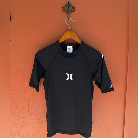 Hurley Rash Guard - Picture 1 of 5